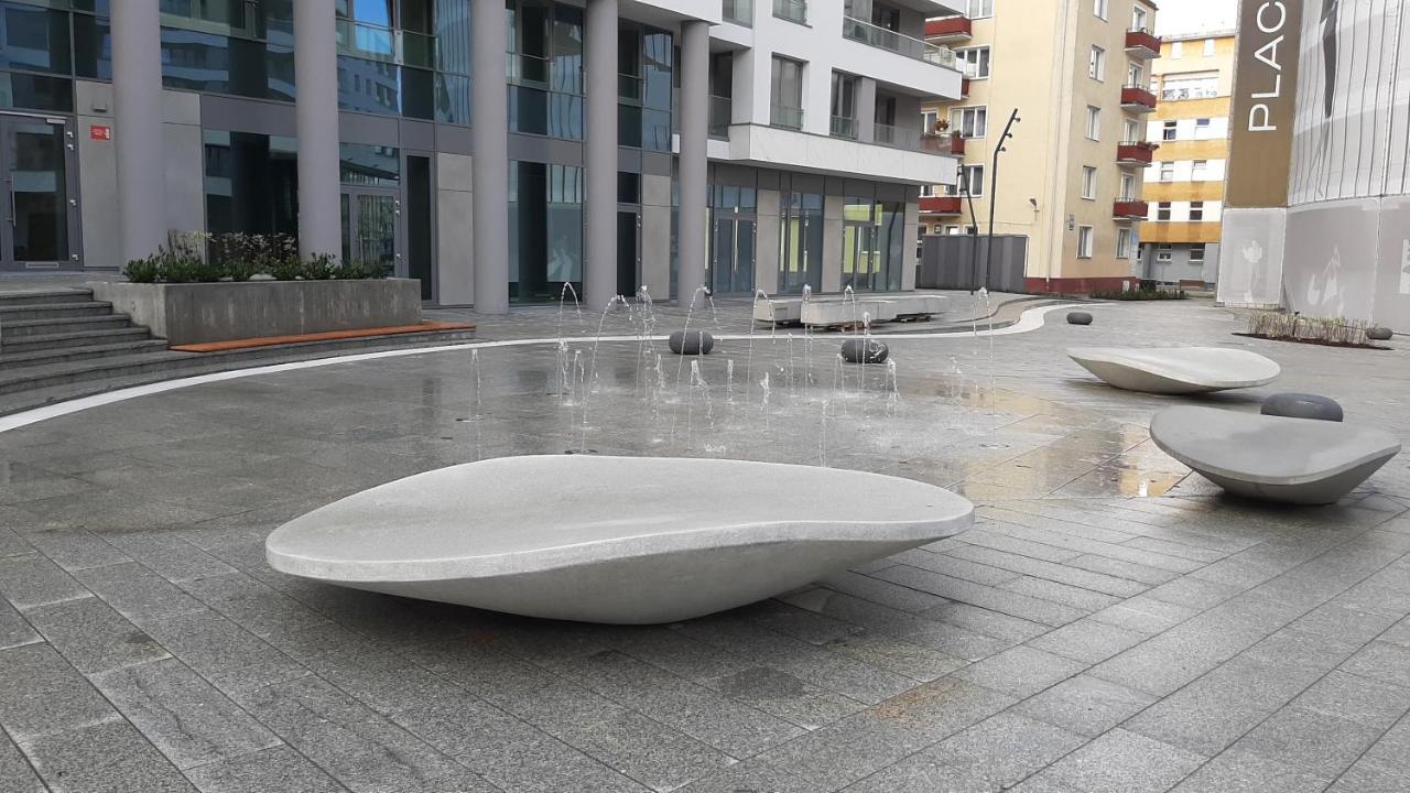 Morza Szum - Plac Unii- Parking Apartment
